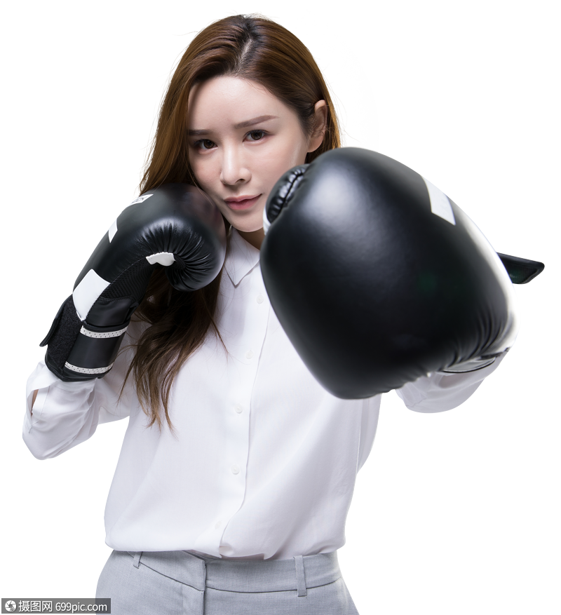打拳击的白领美女