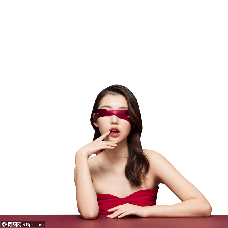 时尚性感美女红丝带遮住双眼