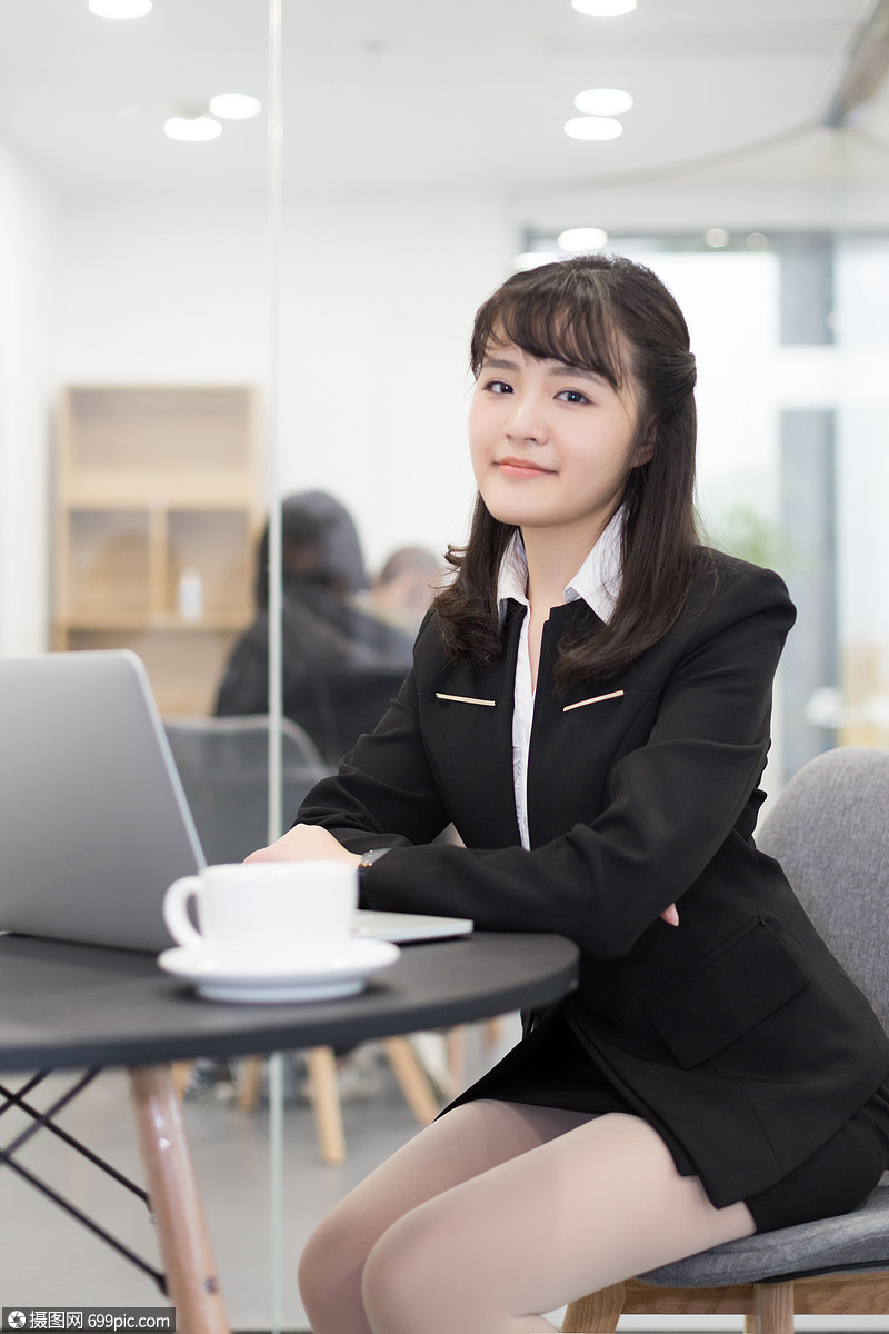 开会图片真实女性图片