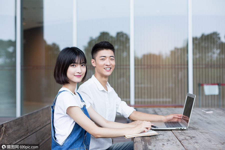 同学相互学习交流