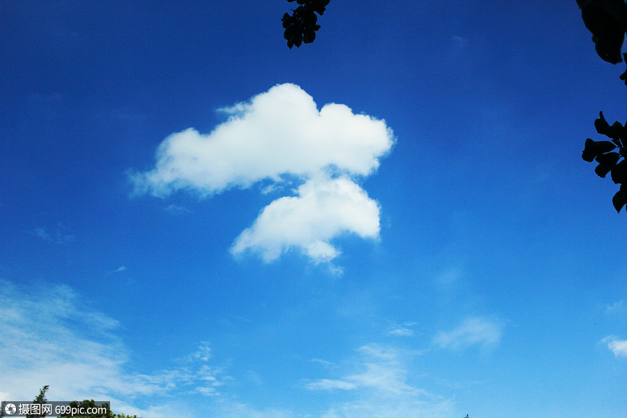 天上一朵云蓝天好看的云