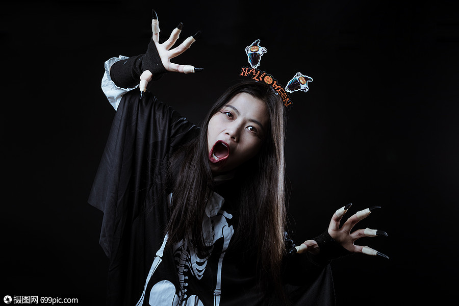 万圣节装扮鬼怪人物