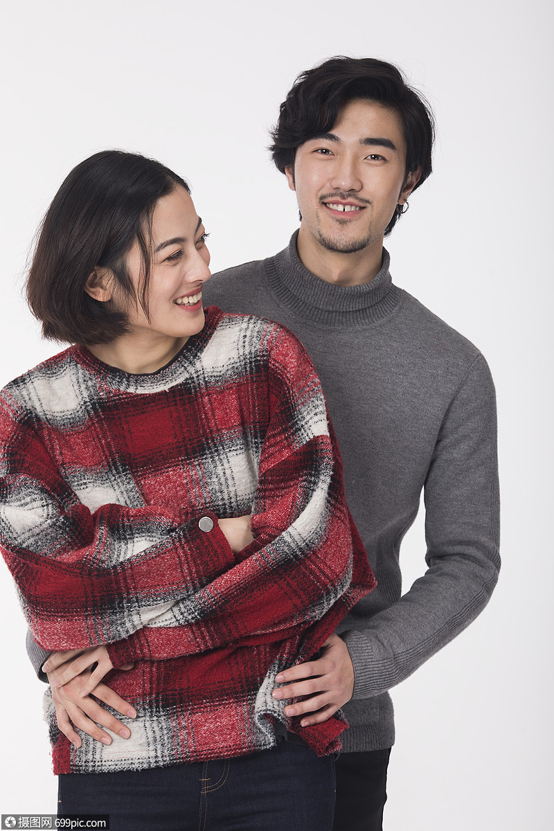 青年情侣浪漫的爱情情人节青年男女