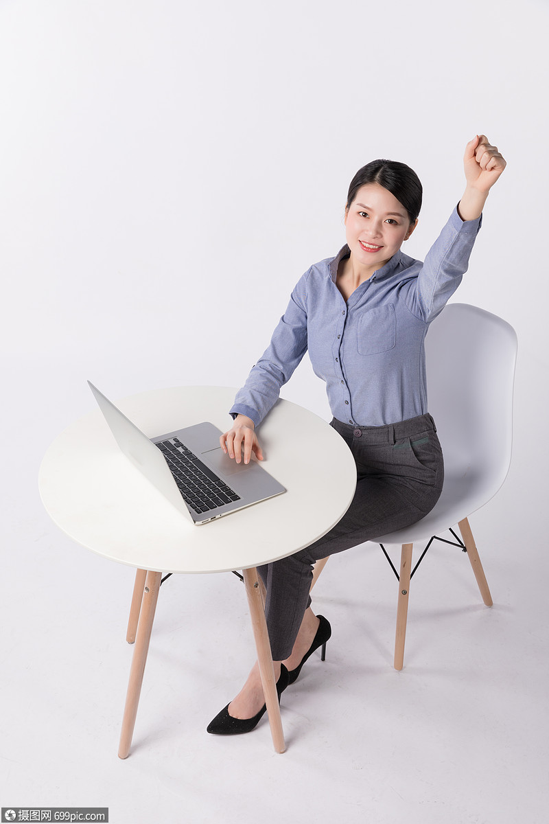 自信成功的职场女性