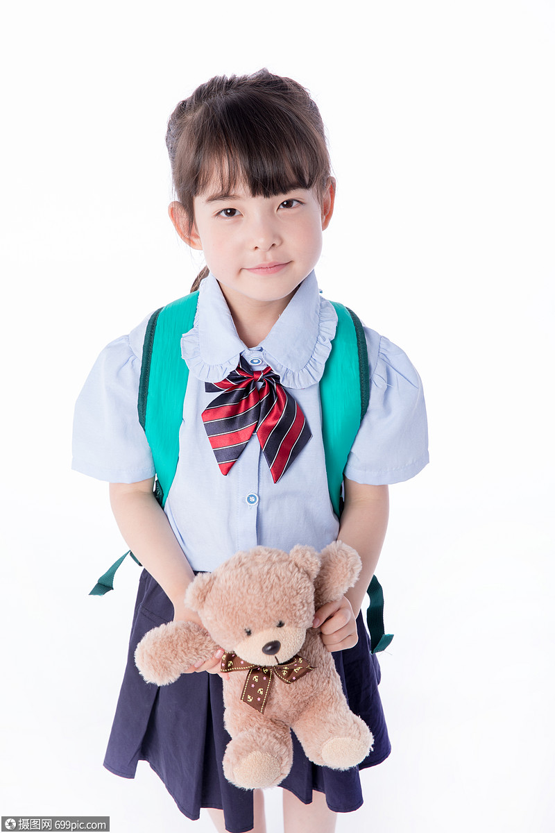 儿童小女孩学生形象背上书包