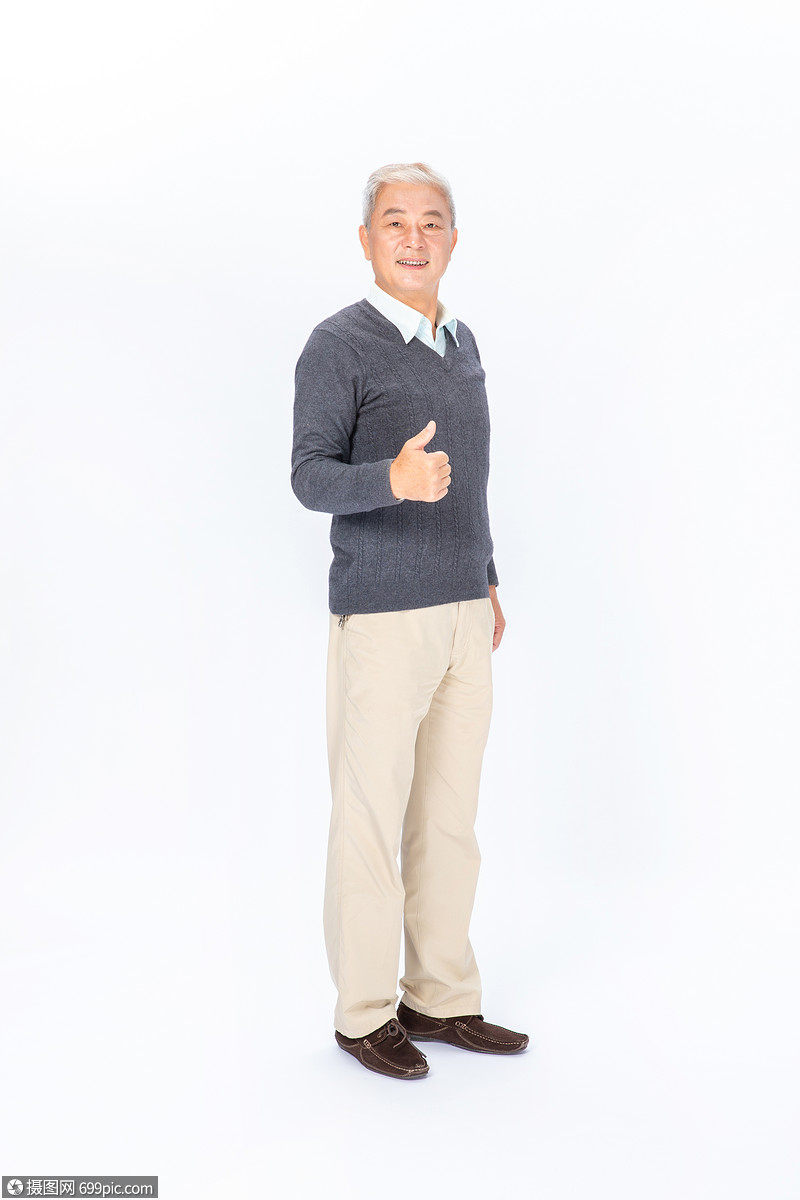 老年人形象老人休闲装