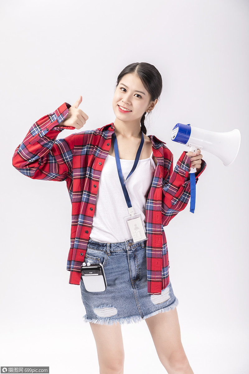 照片 人物情感 青年女导游.jpg