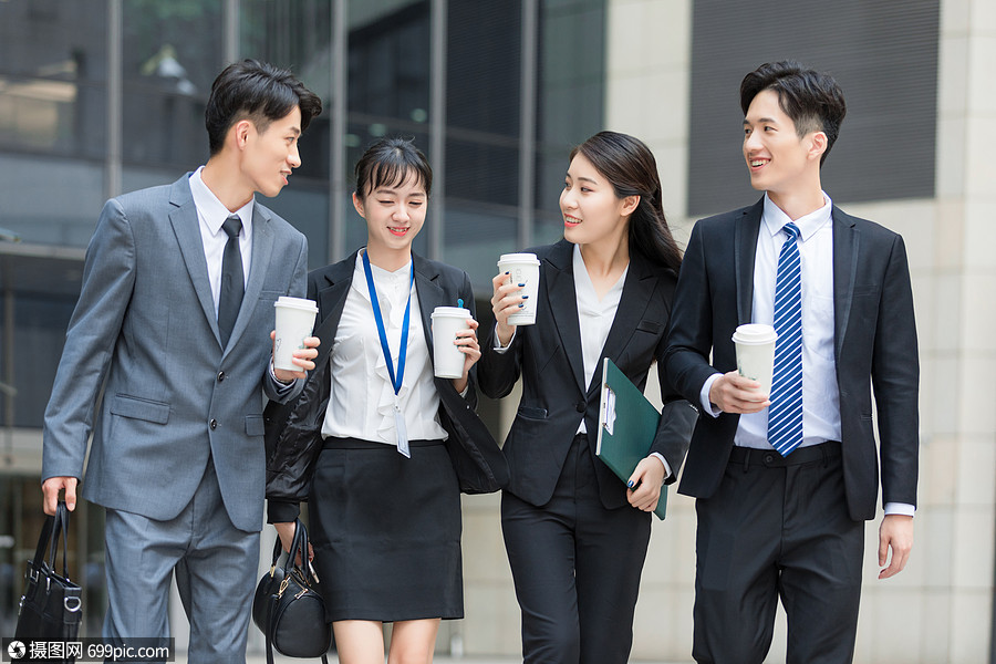 商务人士上班路上