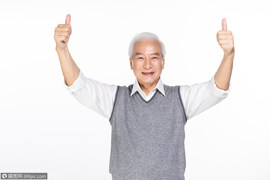 老人点赞手势爷爷老年生活