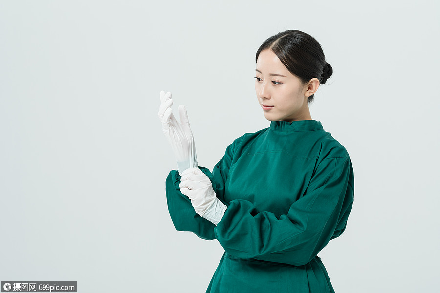 医生戴手套