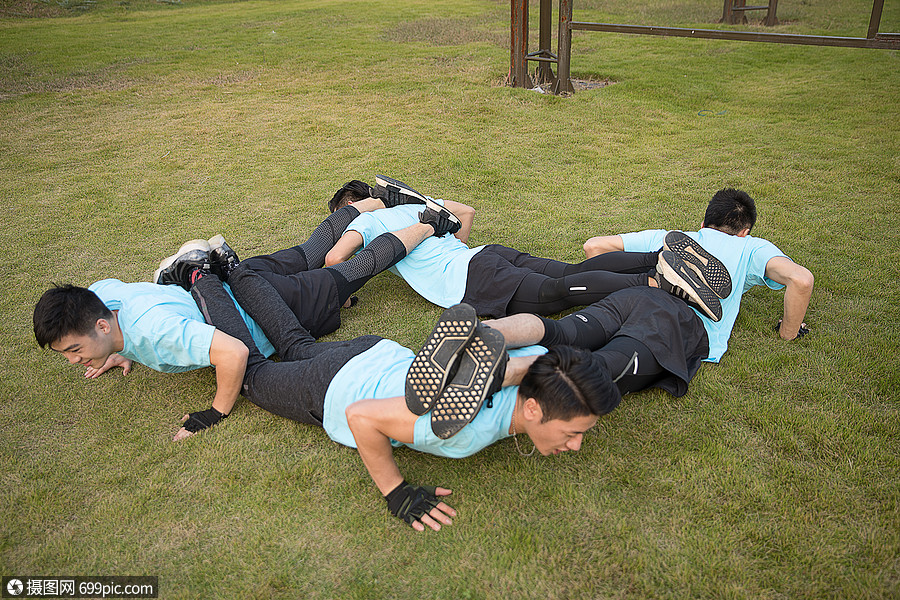 团体户外素质拓展运动