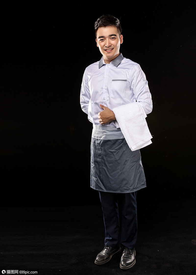 男服务员热情服务动作