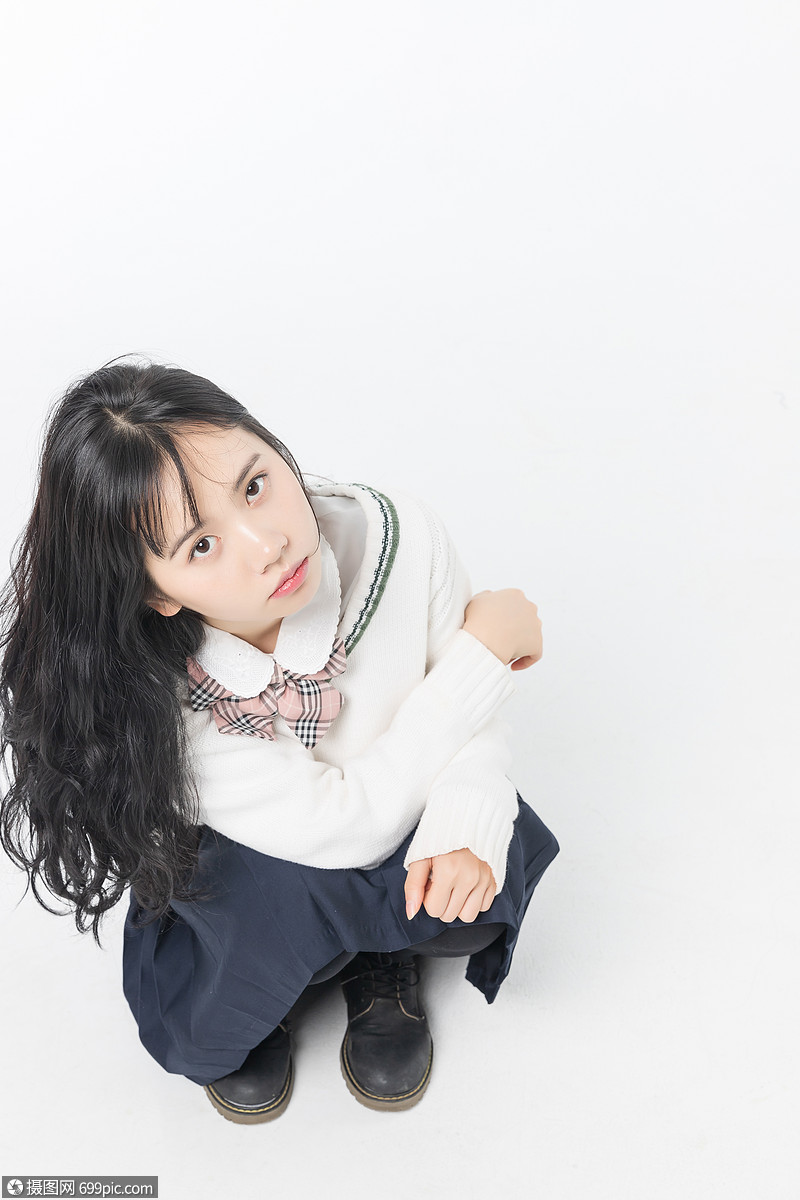 青春期忧郁少女