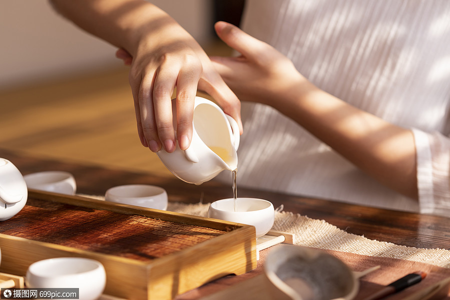 倒茶茶艺中国特色图片