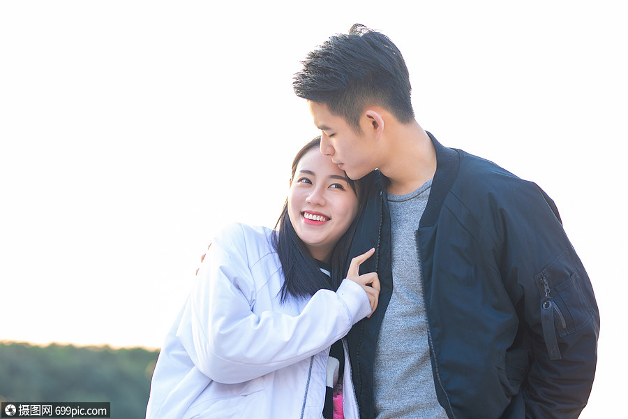 甜蜜情侣情人亲密图片