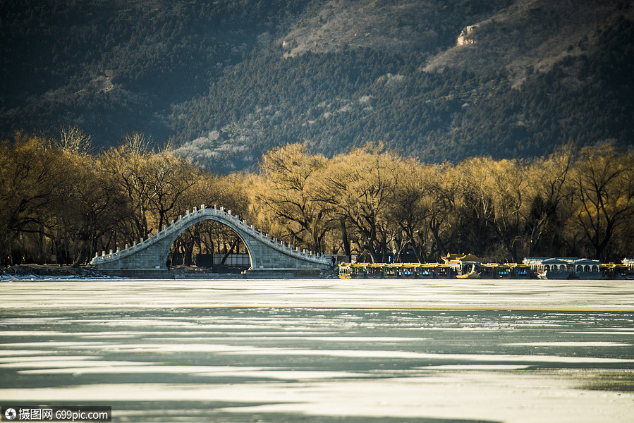 北京颐和园的冬季风光