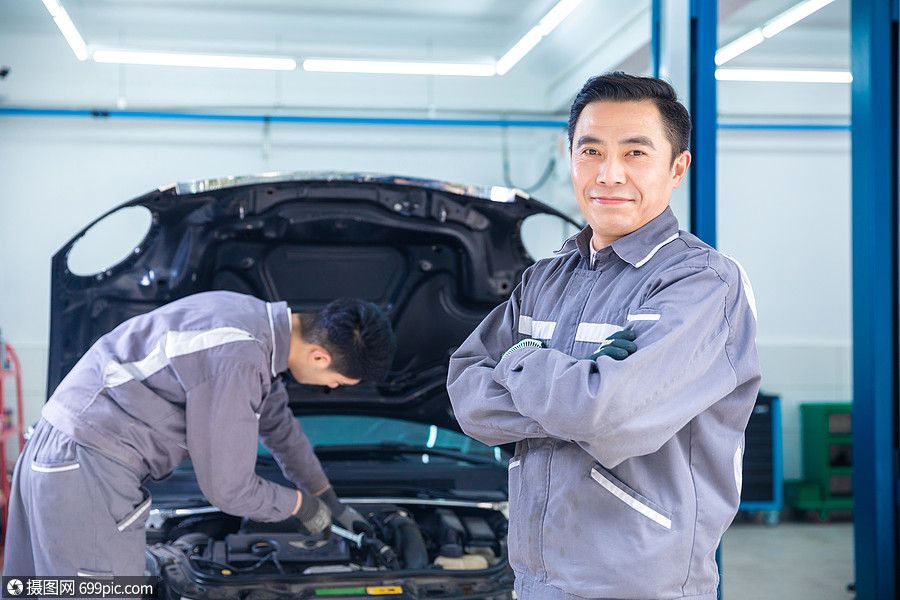 汽修车间汽车修理技术员形象工作服汽车改装