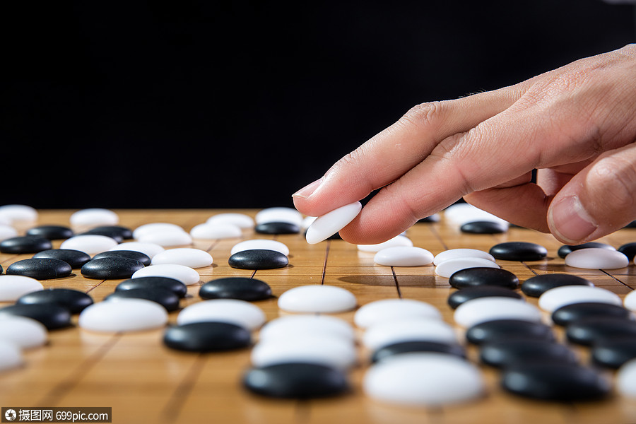 围棋下棋挑战手高清图片素材