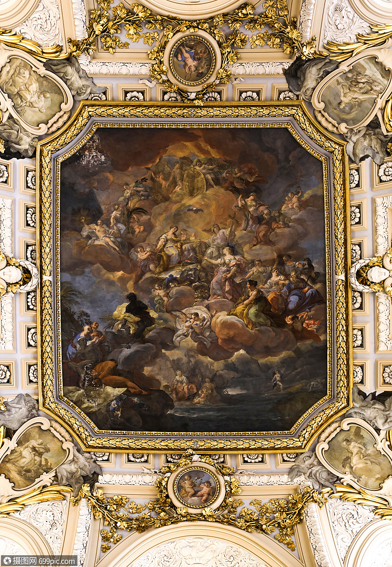 西班牙马德里皇宫顶部壁画