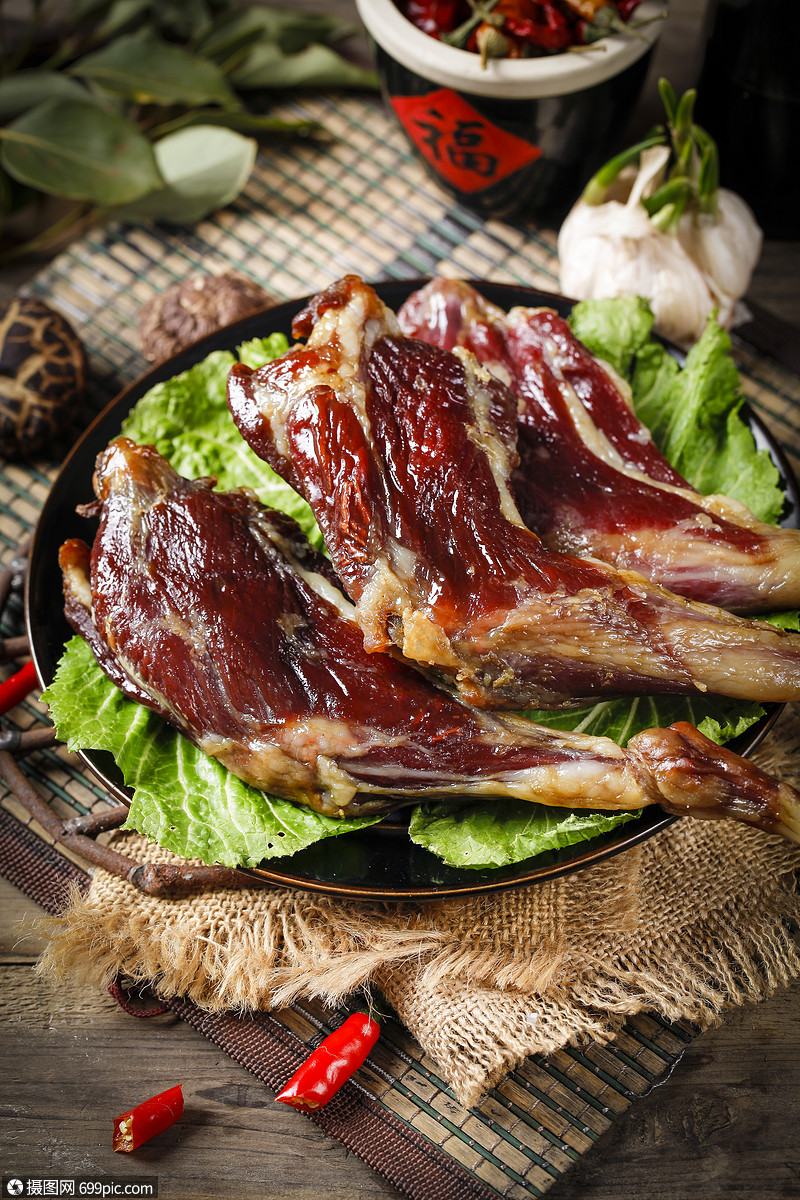 新鲜兔腿红烧兔腿炸兔腿