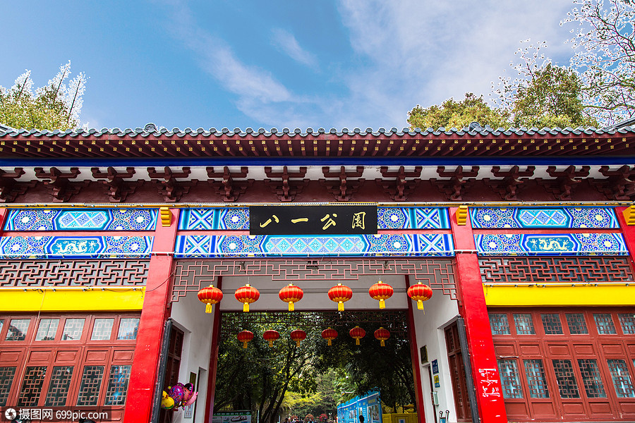 南昌八一公园门口洪城南昌风光