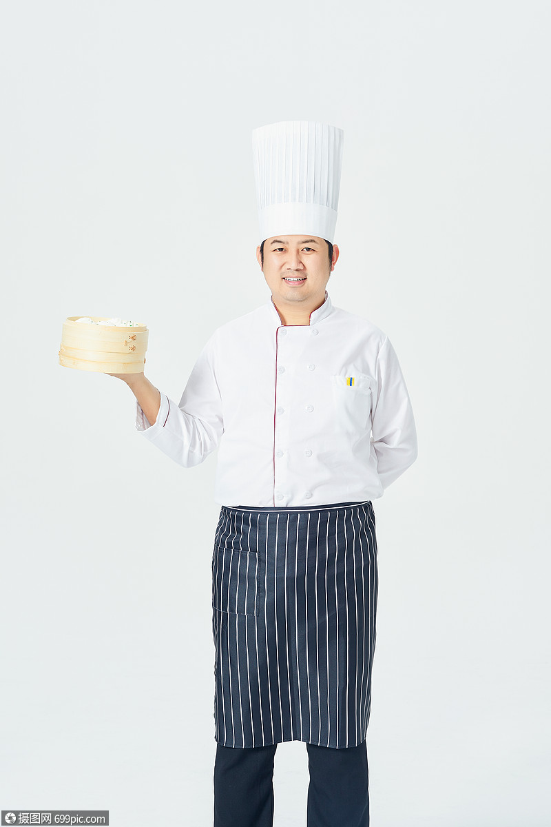 照片 职业形象 产品展示 男厨师展示蒸笼.jpg
