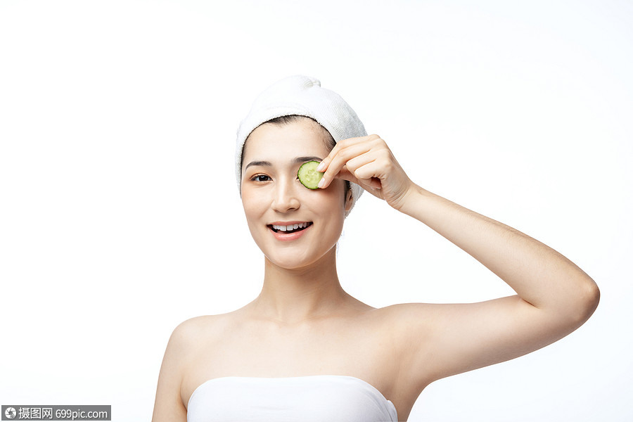 女性护肤保湿美女图片