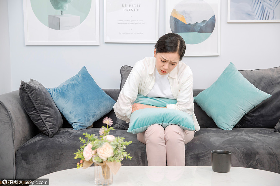 女性痛经腹痛疼痛图片