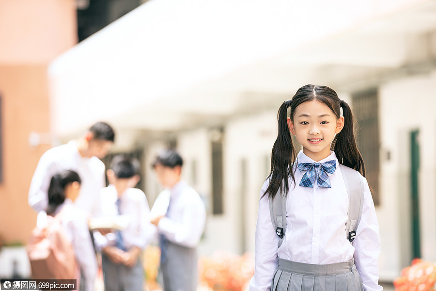 小学生课间形象
