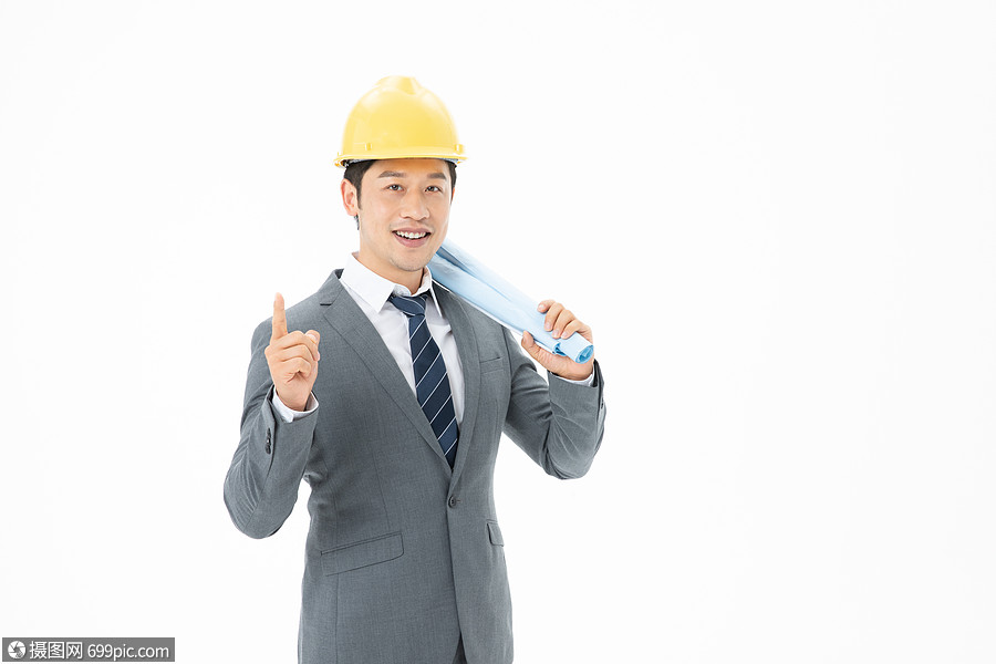 工程师拿着设计图纸中国人人物