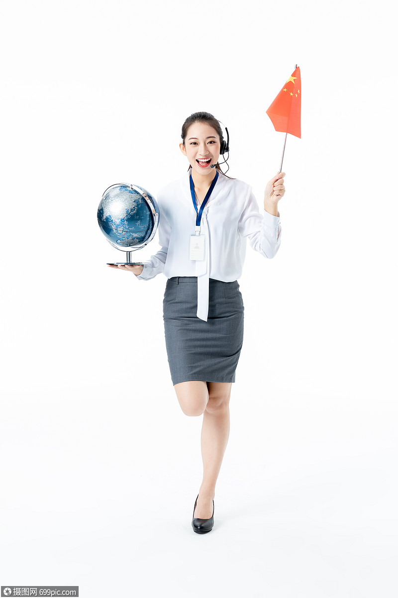 女导游手托地球仪