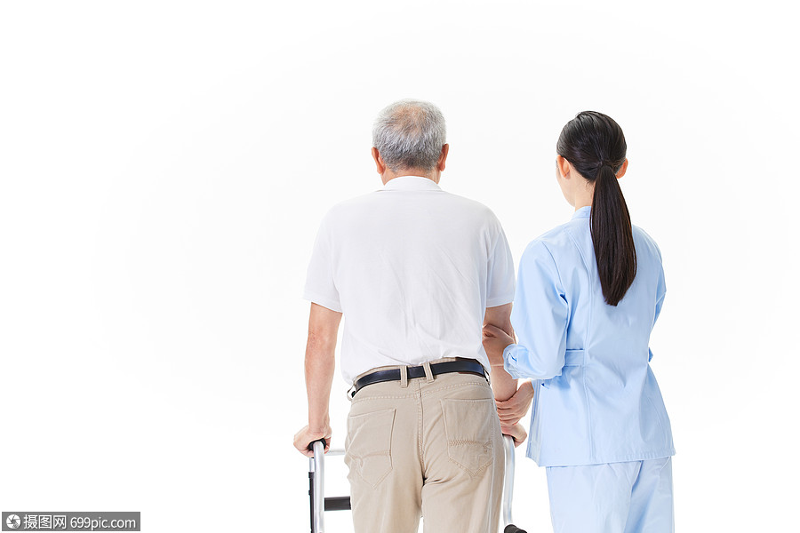护工照顾老人背影看护老年人