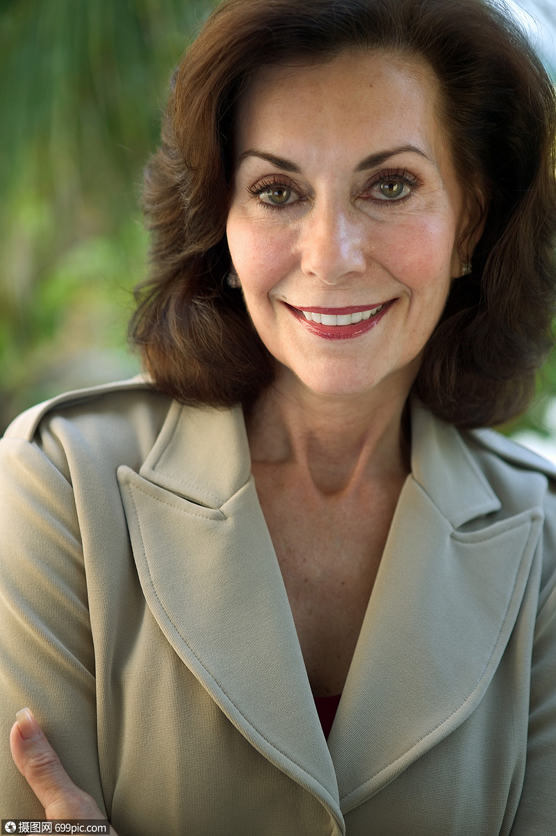 成熟女人的肖像外国人外国