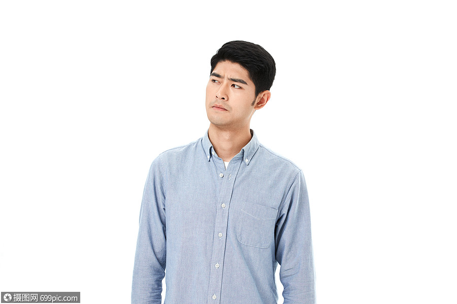 青年男性认真思考中国人黄种人