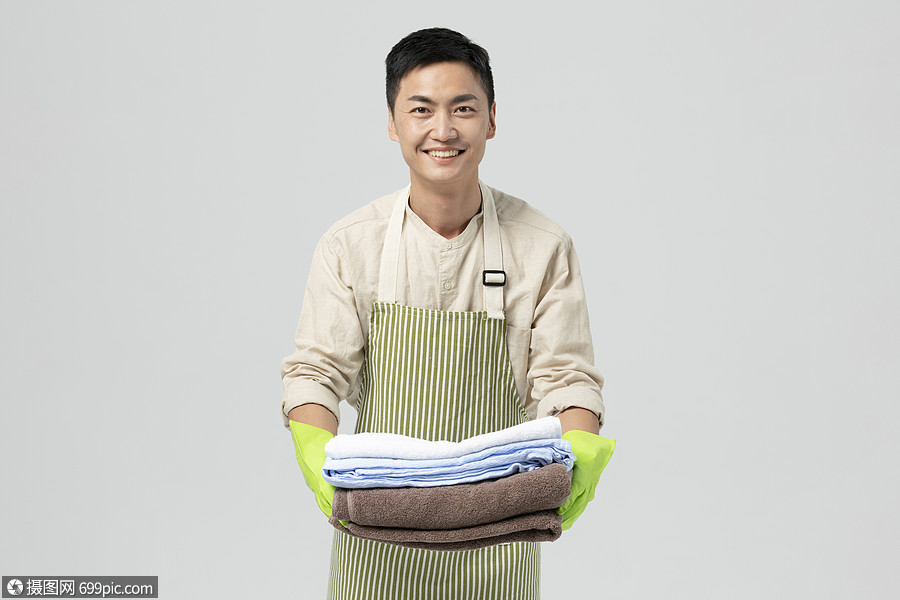 男性钟点工家政保洁清洗毛巾