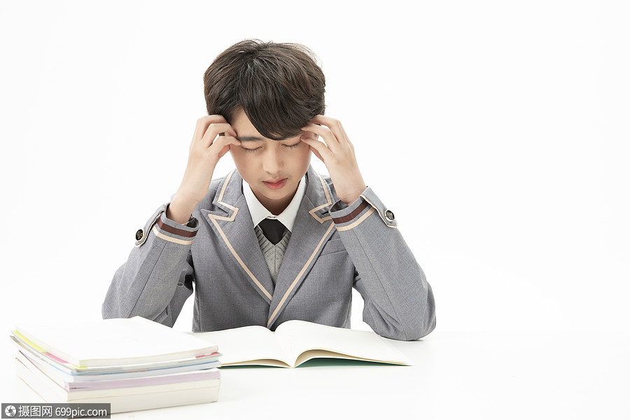 成长的烦恼 作文_成长烦恼作文600字_作文成长中的快乐快烦恼300字