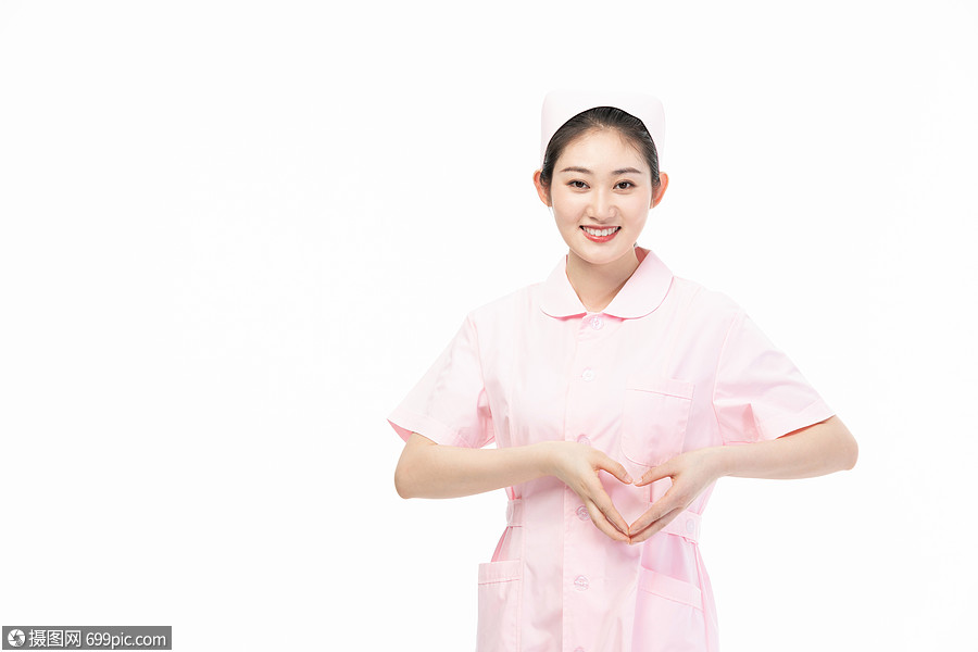 女护士关爱比心医生亚洲人