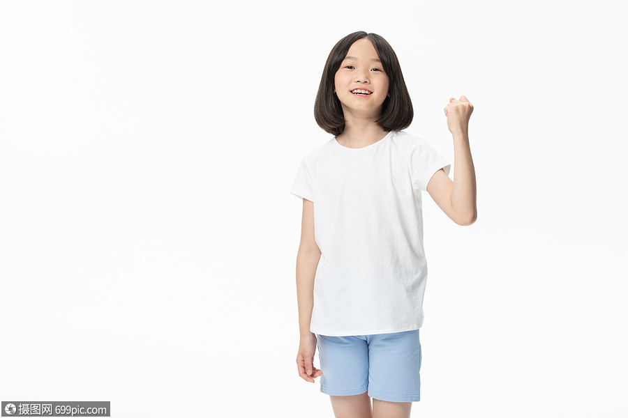 小女孩做加油手势微笑儿童