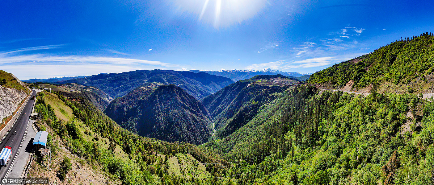 照片 自然风景 全景 香格里拉大峡谷航拍全景.jpg