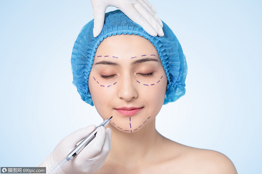 女性面部做整容整形手术