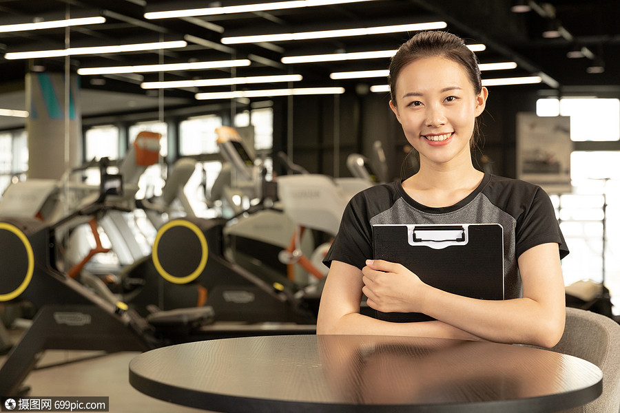 健身房销售顾问形象