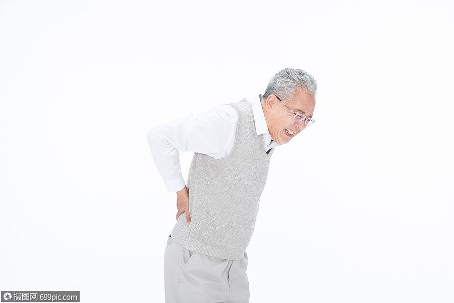 老年男性身体不舒服老人腰疼亚健康疲惫