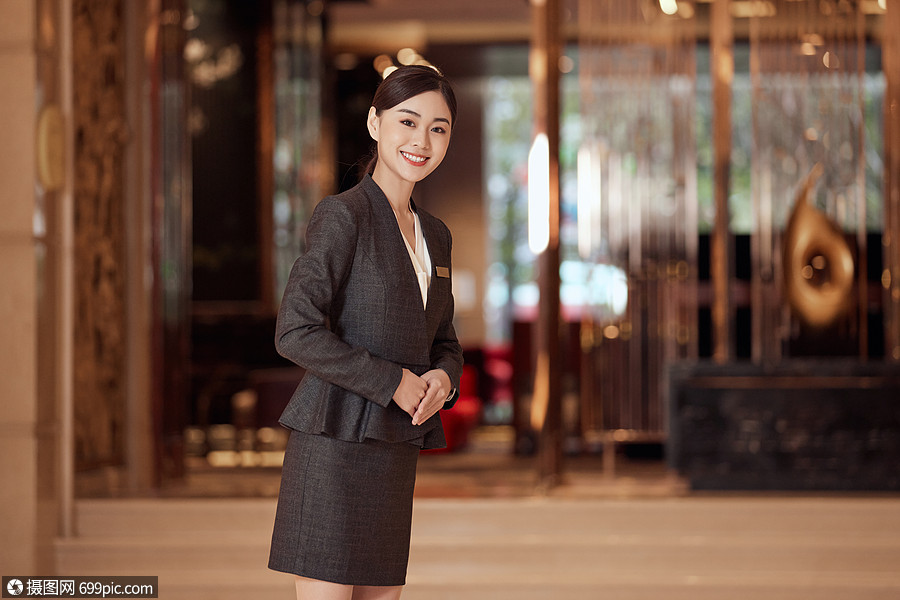 照片 职业形象 公司大楼 豪华酒店的专业服务人员.jpg