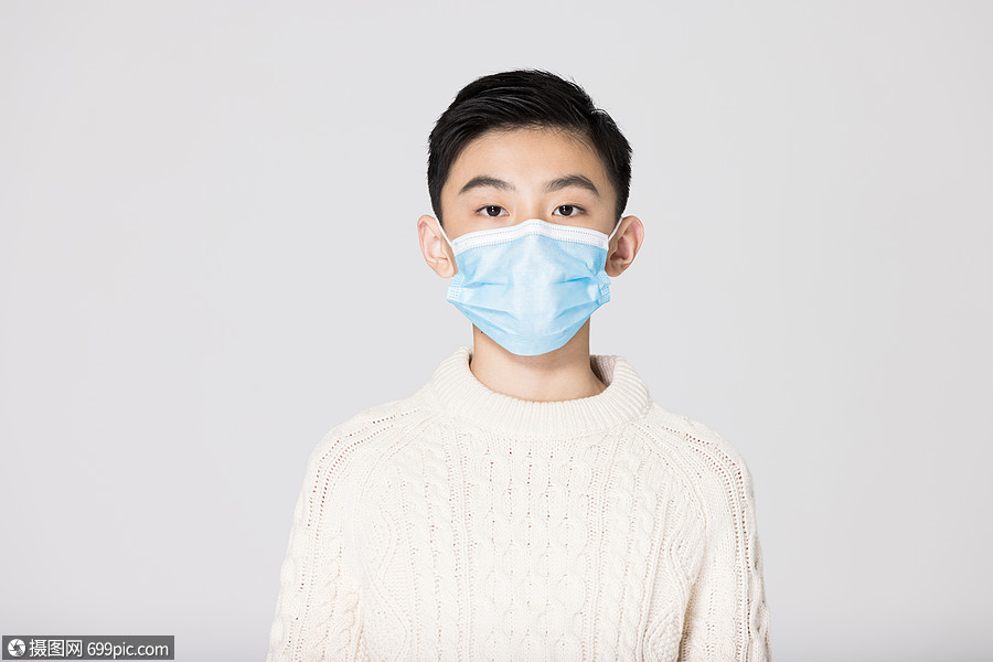 照片 人物情感 青少年儿童戴口罩疫情预防.jpg