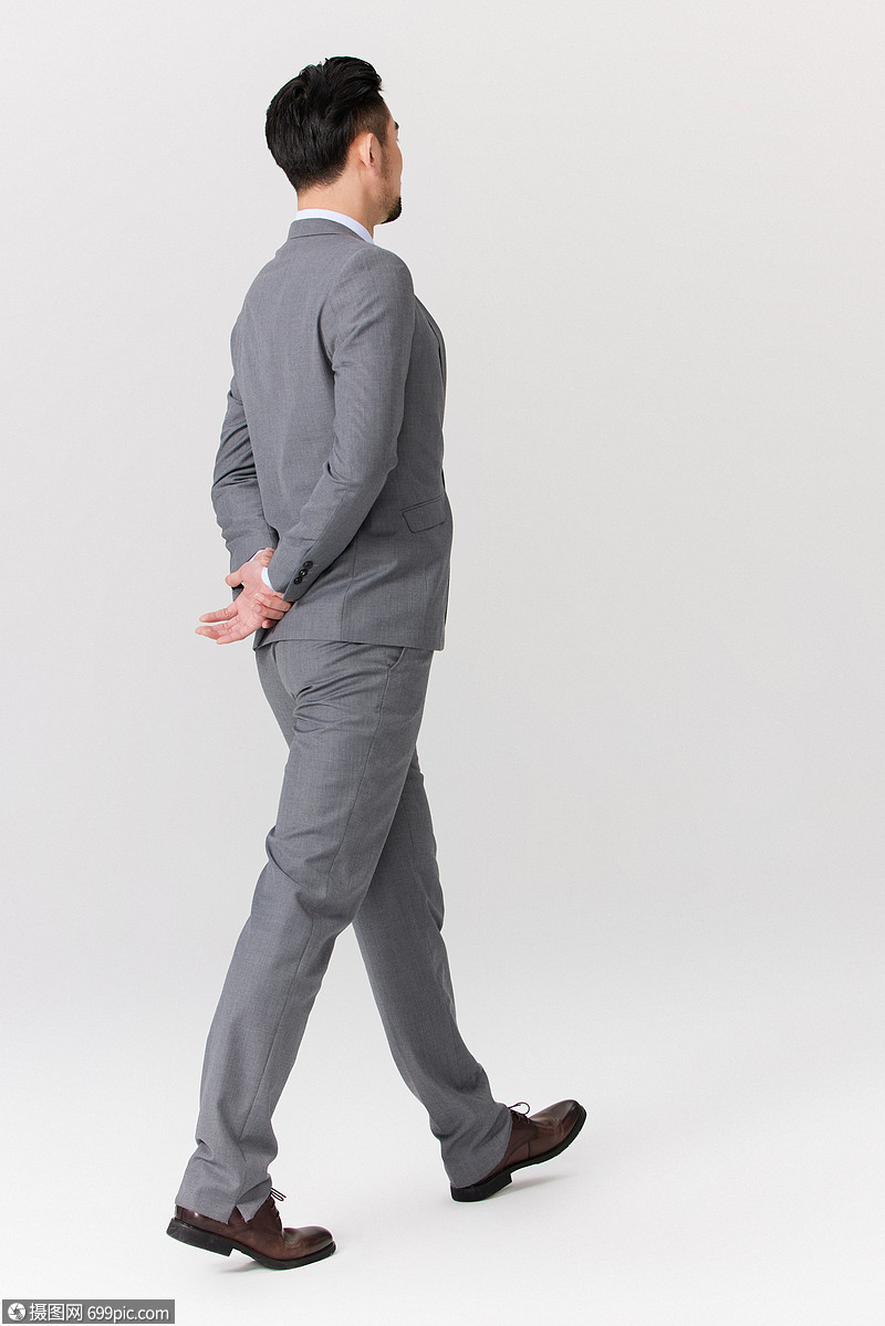 走路的商务人士形象背影黄种人领带